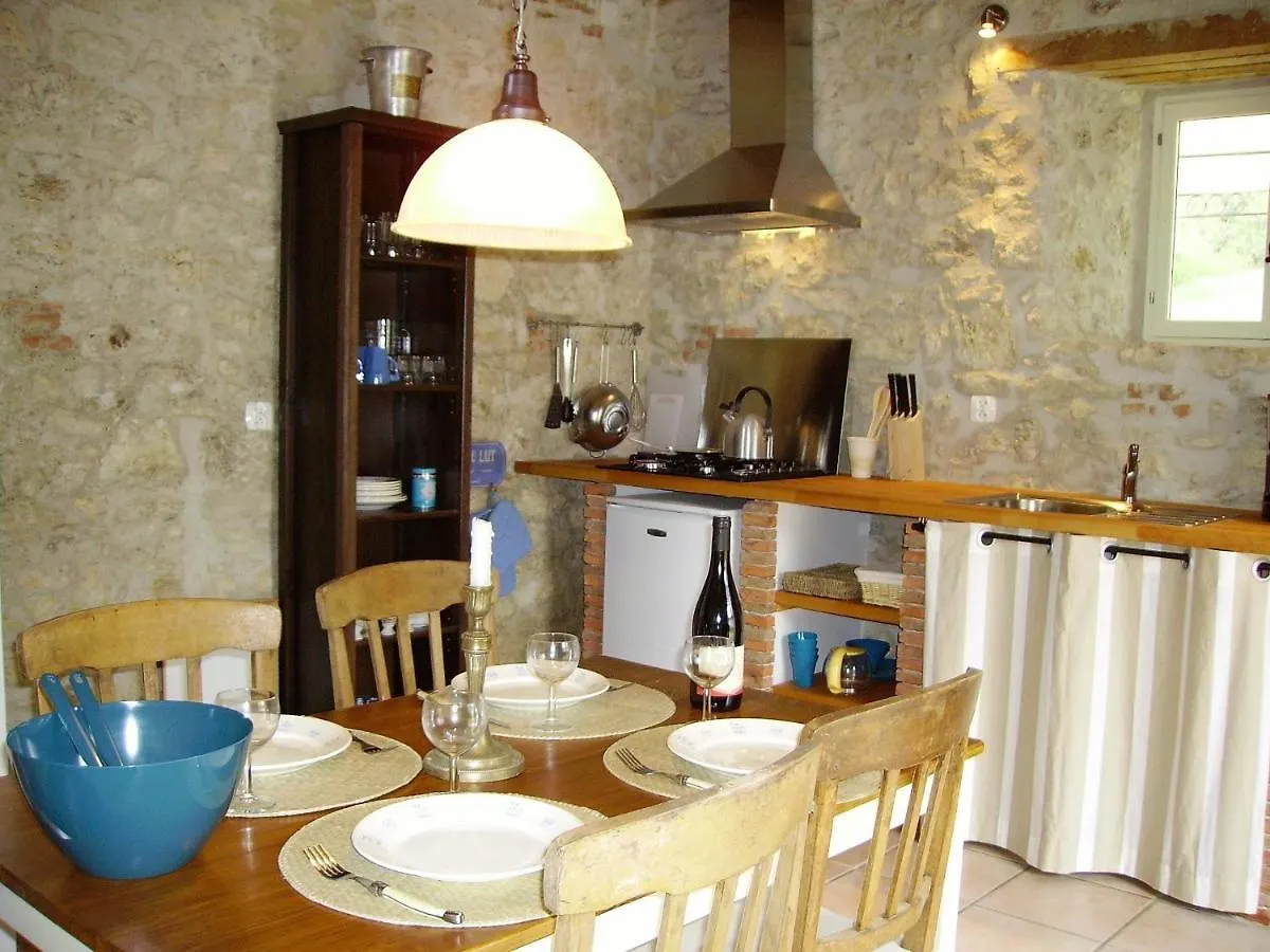 Holiday home Le Pigeonnier De Migou Villa Larrazet